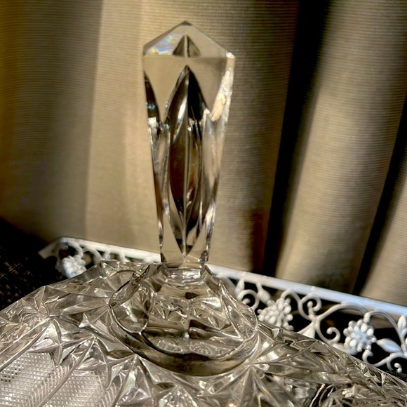 Elegant Vintage Crystal Glass Candy Dish Rare Find - Picture 7 of 8